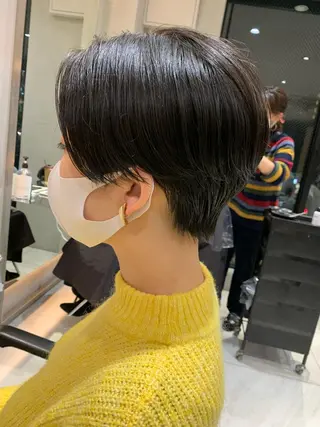 ショート 柔らか透け感カラー 🌿ムロヤリョウスケのヘアスタイル