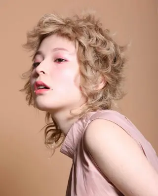ショート カラー 美容室 HAKUAのヘアスタイル