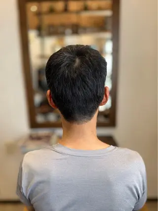メンズ YUKI .のヘアスタイル