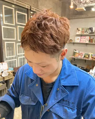 ショート カラー メンズ 新田龍之輔 →メンズ／派手髪のヘアスタイル