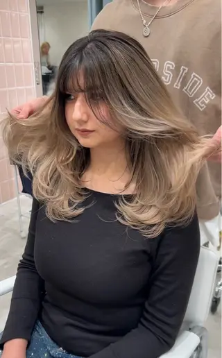 ロング ✨レイヤーカット 海外ヘア/原宿✨のヘアスタイル