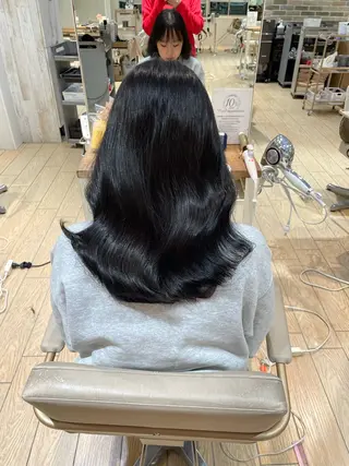 カラー レイヤーカット✂️/ 新宿/Amiのヘアスタイル