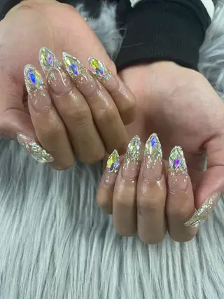 ネイル KUMI💛 MADIAのネイルデザイン