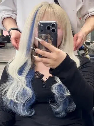 ロング カラー ハイトーンエクステ 🎩カズキ🎩のヘアスタイル