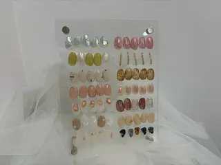 ネイル nuás* ニュアーズのネイルデザイン