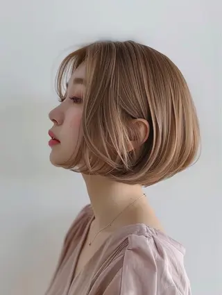 カラー 藤田 彩音のヘアスタイル