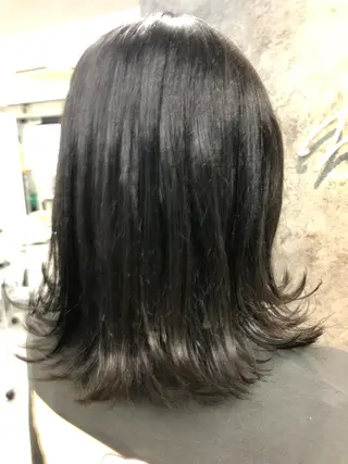 ミディアム Noyヨシモト ヒロトのヘアスタイル