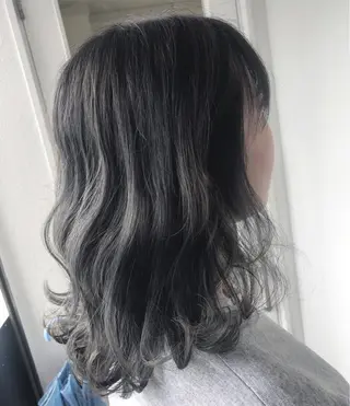 セミロング カラー 大嶋 宏隆のヘアスタイル