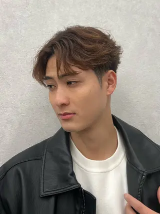 ショート パーマ メンズ フェザーパーマ浦和 スパイキーショートのヘアスタイル