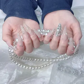 ネイル B&B  Nail のネイルデザイン