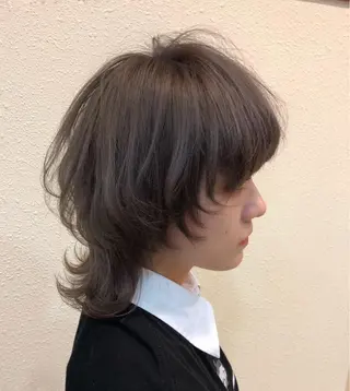 セミロング 中川 茜里のヘアスタイル