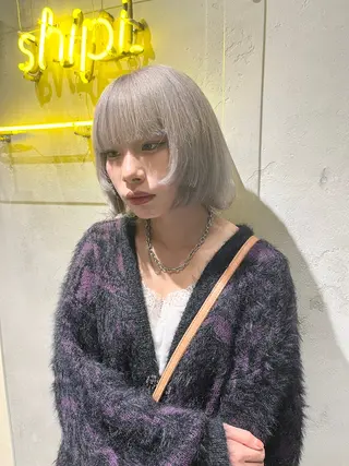 カラー kanta 梅田 韓国ハイトーンのヘアスタイル