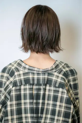 ショート 顔周りの垢抜けヘア 立山愛梨のヘアスタイル