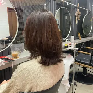 ミディアム カラー やすだ しおりのエステ・リラクイメージ