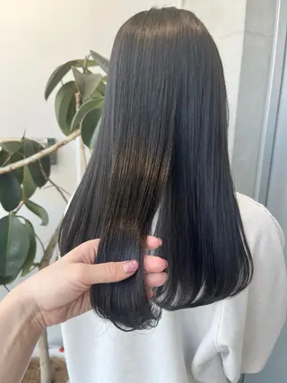 ロング カラー パーマ ヘアアレンジ 透明感/オリーブ/ グレージュ/YUKAのヘアスタイル
