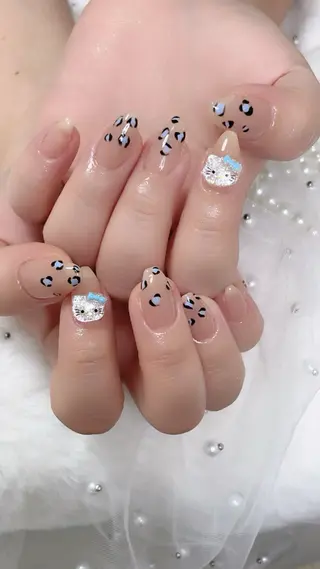 ネイル Crystal Nailのネイルデザイン