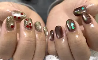 ミディアム AIushe平井店 ななみのネイルデザイン