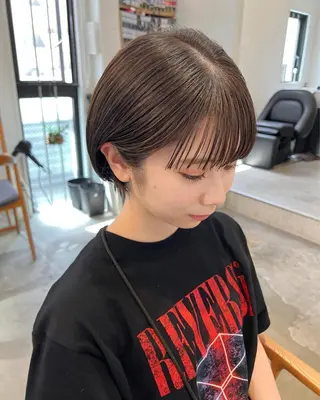 ショート miyabi🌙 大阪／梅田ヘアカラーのヘアスタイル