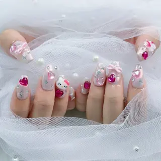 ネイル パーツ全部¥110 サロンミミのネイルデザイン