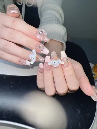ネイル Lee Nailsのネイルデザイン