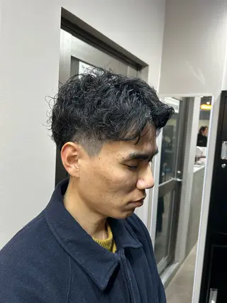 パーマ メンズ フラッグヘアー天神西通り店所属・flag hair レイナのヘアスタイル