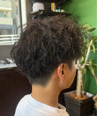 ショート パーマ 鼎一真ハイトーン/ パーマ/何でも屋さんのヘアスタイル