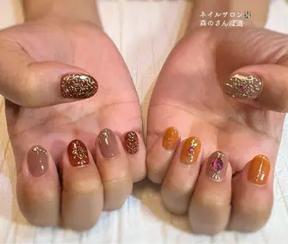 ネイル ショートネイル 森のさんぽ道のネイルデザイン