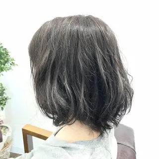 ミディアム カラー 土屋 貴章のヘアスタイル