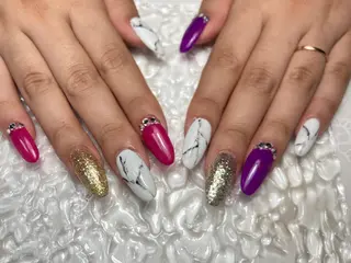 セミロング ネイル ✴︎ Delightのネイルデザイン