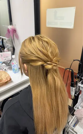 ロング SATO RINKAのヘアスタイル