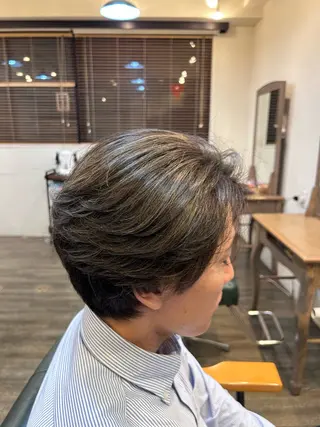 ショート カラー メンズ SALOWIN 新宿三丁目me+所属・レイヤー/ボブ/ パーマ/HARUKAのヘアスタイル