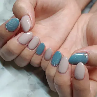 ネイル ジェヌインネイル 河内のネイルデザイン