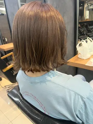 ミディアム カラー ヘアアレンジ キッズ ネイル マツエク・マツパ アイブロウ 透明感カラー🤎 ゆりのヘアスタイル