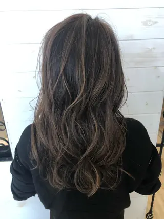 ロング カラー 東恩納 誠のヘアスタイル