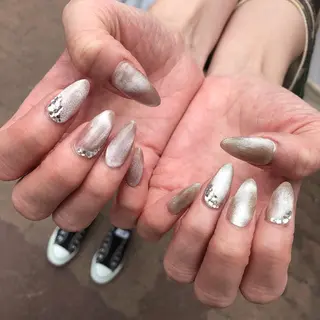 ロング カラー ヘアアレンジ キッズ ネイル マツエク・マツパ 福田 加奈のネイルデザイン