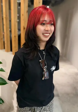 ロング カラー マツオカ マコのヘアスタイル