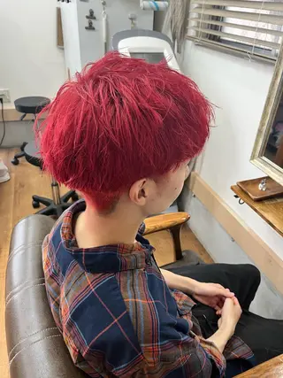 セミロング カラー メンズ 🫧ハイトーン/ ブリーチ🫧白石航汰のヘアスタイル