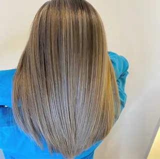 セミロング sail hairのヘアスタイル