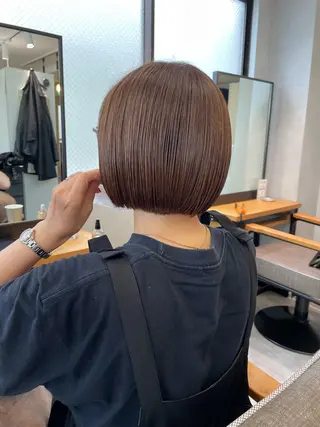 ショート カラー 🫧透明感カラー/ ボブ/小笠原汐海🪽のヘアスタイル