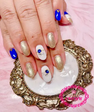 ネイル CROWN プライベートサロンのネイルデザイン