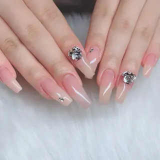 ネイル Miki 本町駅｜💅‎🤍のネイルデザイン