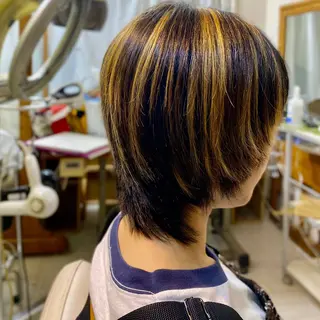 ショート カラー CRADLE Takeuchiのヘアスタイル