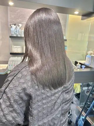 セミロング ダブルカラー🦖 /髪質改善⚡️しおりのヘアスタイル