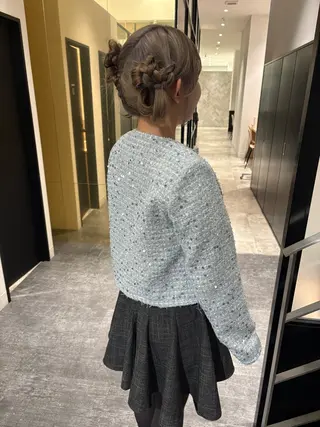 セミロング ヘアアレンジ mao | 柔らか艶カラー🫧のヘアスタイル