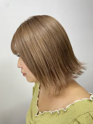 ショート カラー オノ アカネのヘアスタイル