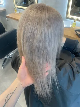 セミロング カラー ヘアアレンジ 透明感カラー/推しカ ラー☁️JURAのヘアスタイル
