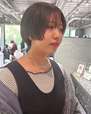 ショート 美髪矯正/艶カラー ボブ/栄/鐘ヶ江純也のヘアスタイル