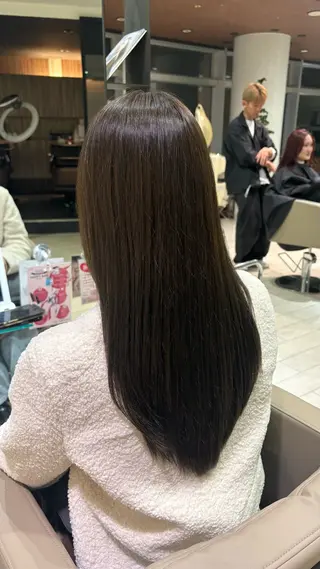 ロング 土田 アキナのヘアスタイル