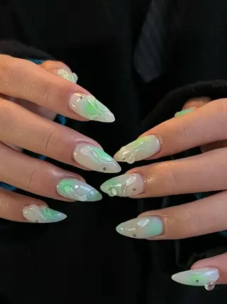ネイル Hata nail 🎀個性派ニュアンスのネイルデザイン