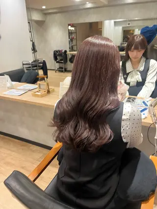 セミロング カラー 新宿 似合わせカラー HINAのヘアスタイル